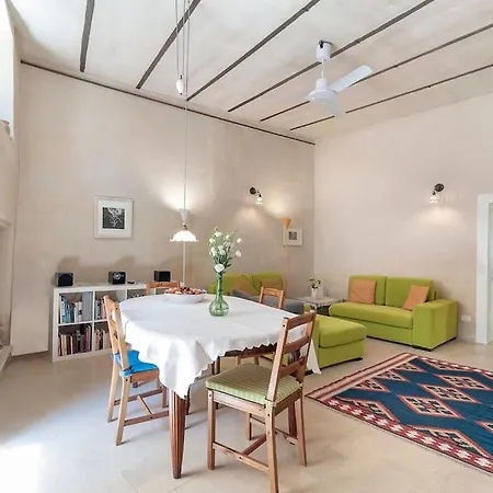 True Oasis In The Heart Of * Lecce